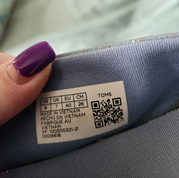 TOMS slip on - Picture 3 of 3